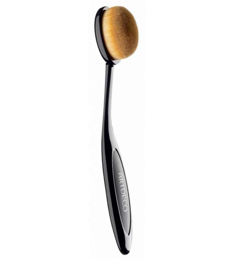 Artdeco Medium Oval Brush Premium Quality