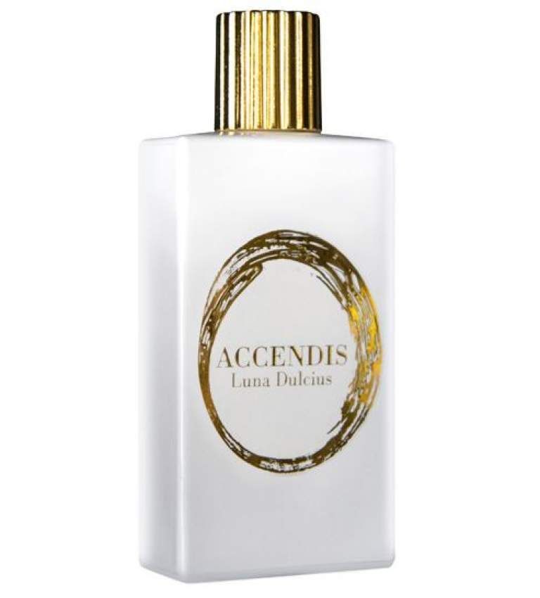 Accendis Luna Dulcius